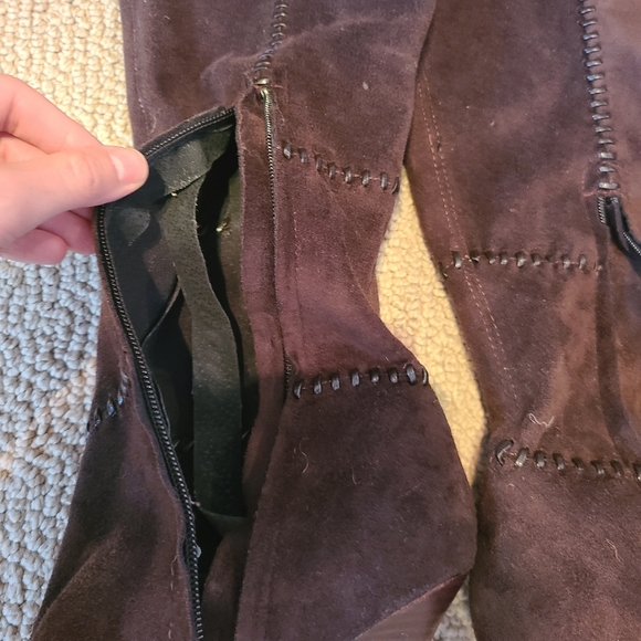 7.5  BCBGirls Y2K Brown knee high boots - Picture 7 of 14